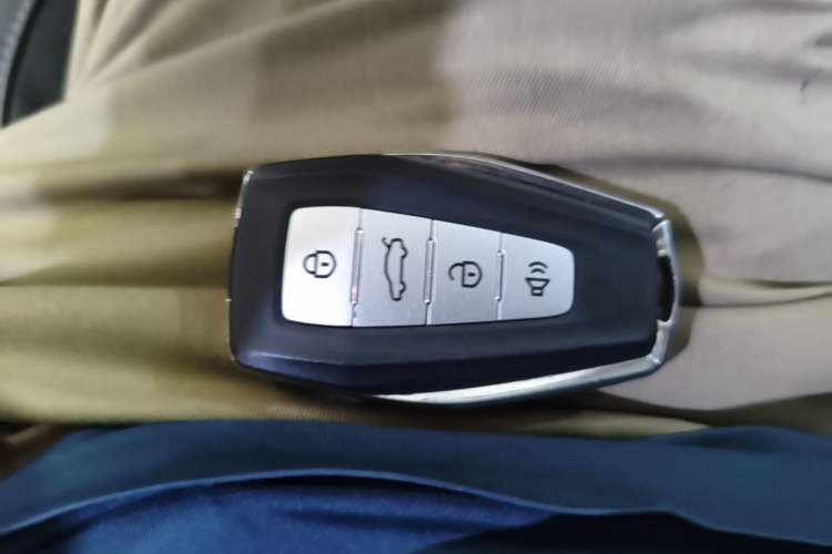 Used Geely Auto Emgrand 2021 UP 1.5L Manual Comfort Model Vehicle Key