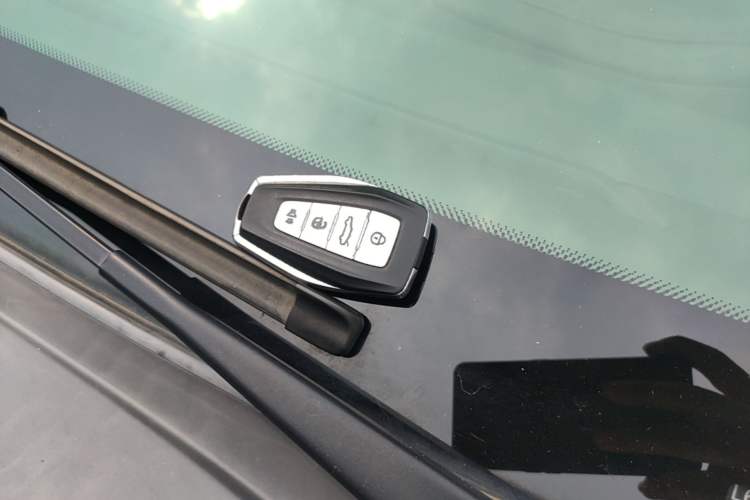 Used Geely Auto Emgrand 2021 UP 1.5L Manual Comfort Model Vehicle Key