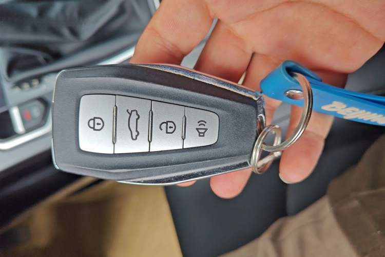 Used Geely Auto Emgrand 2021 UP 1.5L CVT Advanced Edition Vehicle Key