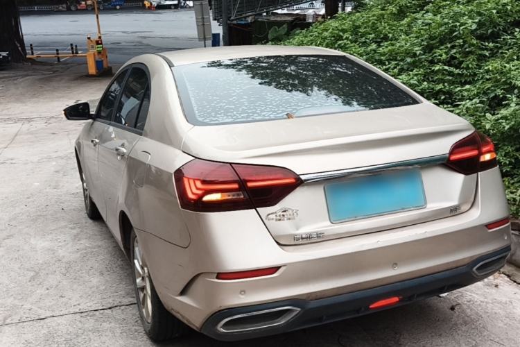 Used Geely Auto Emgrand 2021 UP 1.5L CVT Luxury Model Exterior 2