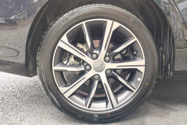 Used Geely Auto Emgrand 2022 4th Generation 1.5L CVT Flagship Model Exterior 5