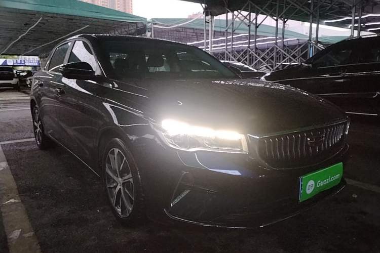 Used Geely Auto Emgrand 2022 4th Generation 1.5L CVT Luxury Model Front Right 45 Deg