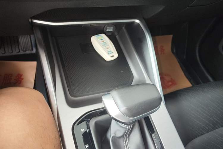 Used Geely Auto Emgrand 2022 4th Generation 1.5L CVT Luxury Model Gear Lever