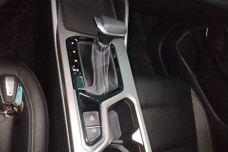 Used Geely Auto Emgrand 2022 4th Generation 1.5L CVT Luxury Model Gear Lever