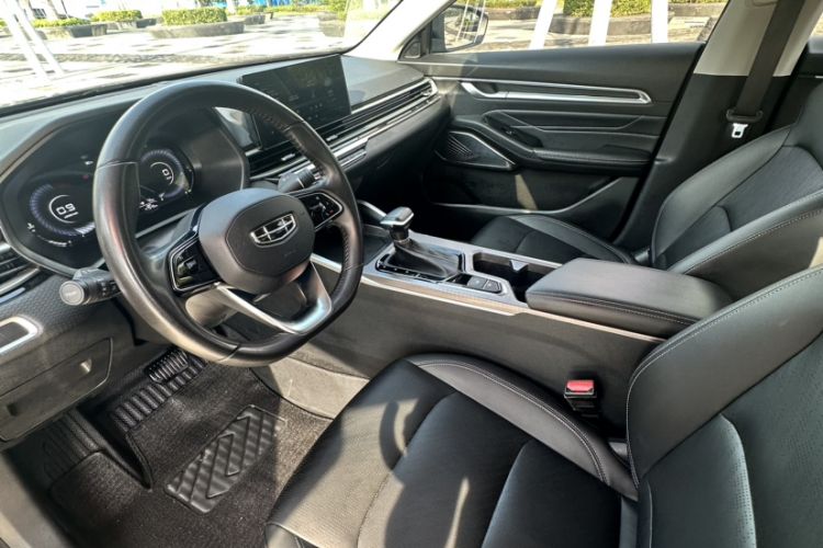 Used Geely Auto Emgrand 2022 4th Generation 1.5L CVT Luxury Model Interior 5