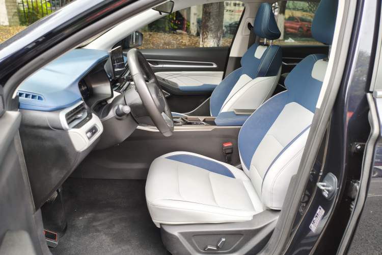 Used Geely Auto Emgrand 2022 4th Generation 1.5L CVT Flagship Model Left Front Seat