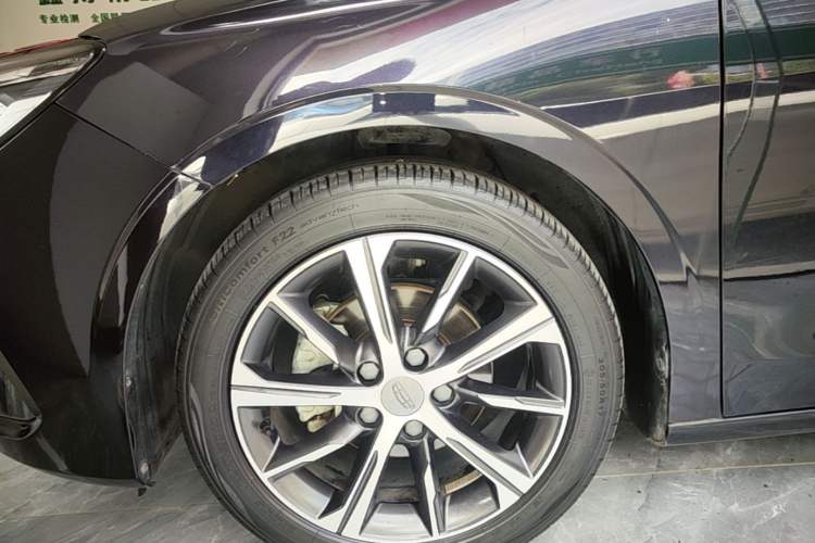 Used Geely Auto Emgrand 2022 4th Generation 1.5L CVT Luxury Model Left Front Wheel Hub