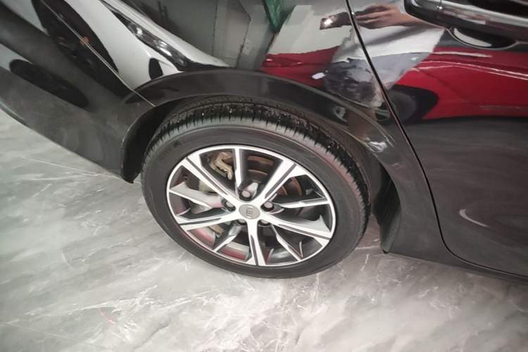 Used Geely Auto Emgrand 2022 4th Generation 1.5L CVT Luxury Model Right Rear Wheel Hub