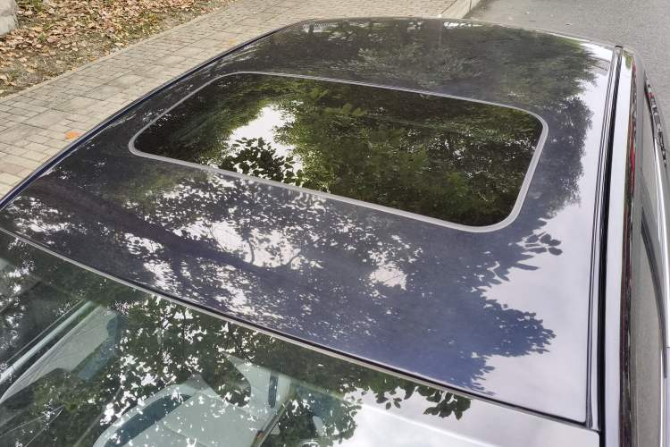 Used Geely Auto Emgrand 2022 4th Generation 1.5L CVT Flagship Model Roof