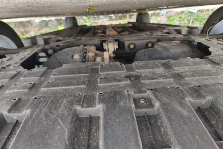 Used Geely Auto Emgrand 2022 4th Generation 1.5L CVT Luxury Model Chassis Front