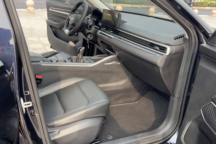 Used Geely Auto Emgrand 2022 4th Generation 1.5L Manual Elite Model Driver Seat