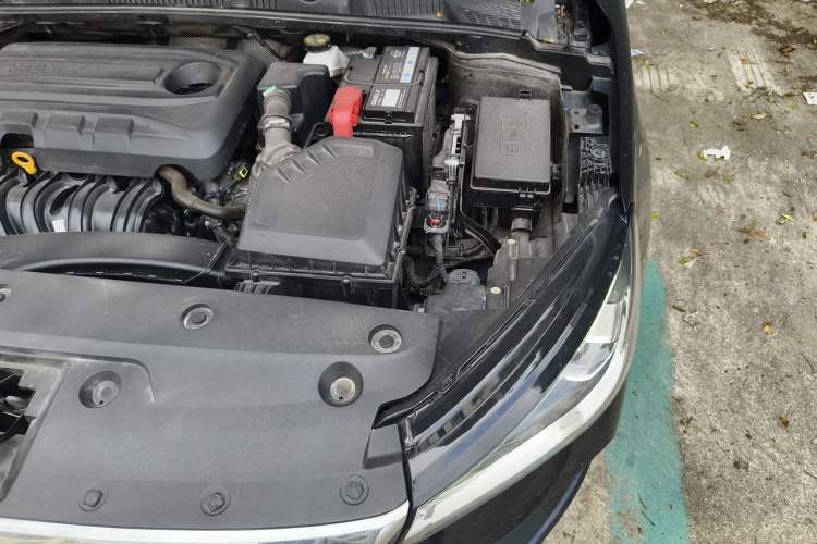 Used Geely Auto Emgrand 2022 4th Generation 1.5L CVT Luxury Model Engine Bay Left