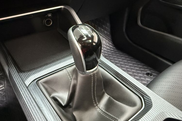Used Geely Auto Emgrand 2022 4th Generation 1.5L Manual Elite Model Gear Lever