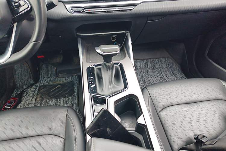 Used Geely Auto Emgrand 2022 4th Generation 1.5L CVT Elite Model Gear Lever