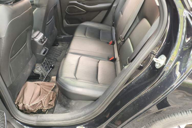 Used Geely Auto Emgrand 2022 4th Generation 1.5L CVT Luxury Model Left Rear Seat
