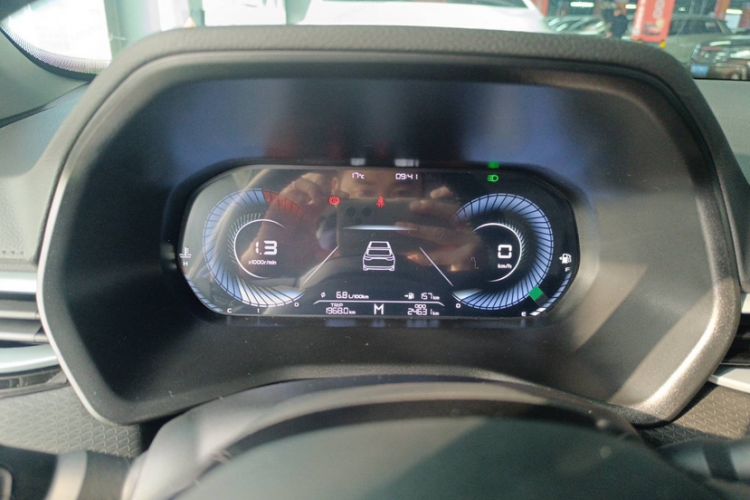 Used Geely Auto Emgrand 2022 4th Generation 1.5L Manual Elite Model Odometer Close Up