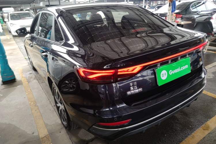 Used Geely Auto Emgrand 2022 4th Generation 1.5L CVT Flagship Model Rear Left 45 Deg