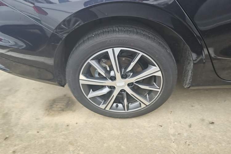 Used Geely Auto Emgrand 2022 4th Generation 1.5L CVT Luxury Model Right Rear Wheel Hub