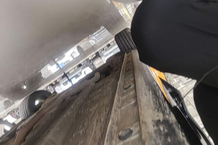 Used Geely Auto Emgrand 2022 4th Generation 1.5L CVT Flagship Model Right Side Sill