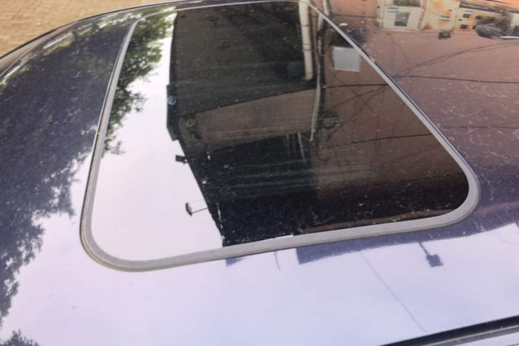 Used Geely Auto Emgrand 2022 4th Generation 1.5L CVT Flagship Model Roof