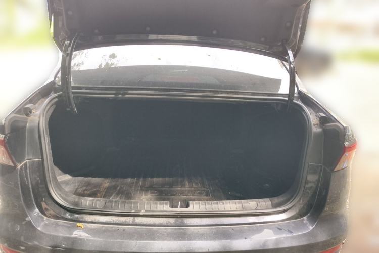 Used Geely Auto Emgrand 2022 4th Generation 1.5L CVT Luxury Model Trunk