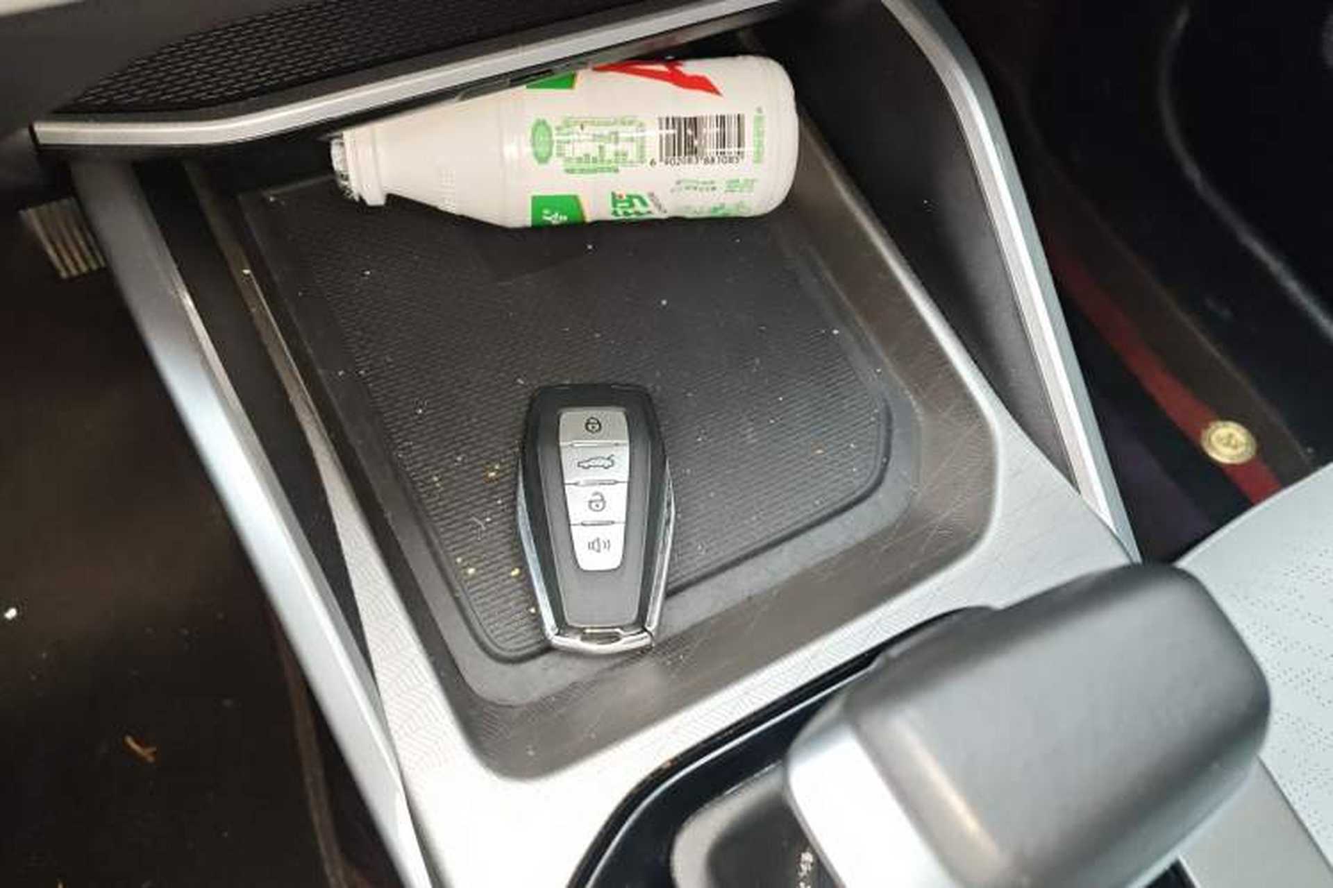 Used Geely Auto Emgrand 2022 4th Generation 1.5L CVT Flagship Model Vehicle Key