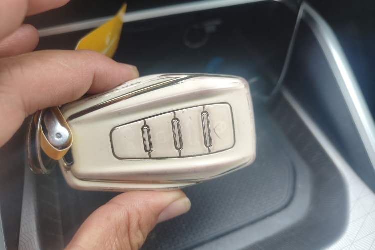 Used Geely Auto Emgrand 2022 4th Generation 1.5L CVT Elite Model Vehicle Key
