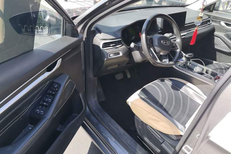 Used Geely Auto Emgrand 2022 4th Generation 1.5L CVT Luxury Model Driver Seat