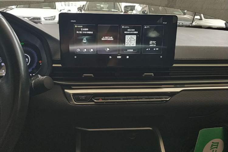 Used Geely Auto Emgrand 2022 4th Generation 1.5L CVT Luxury Model Audio And AC Panel