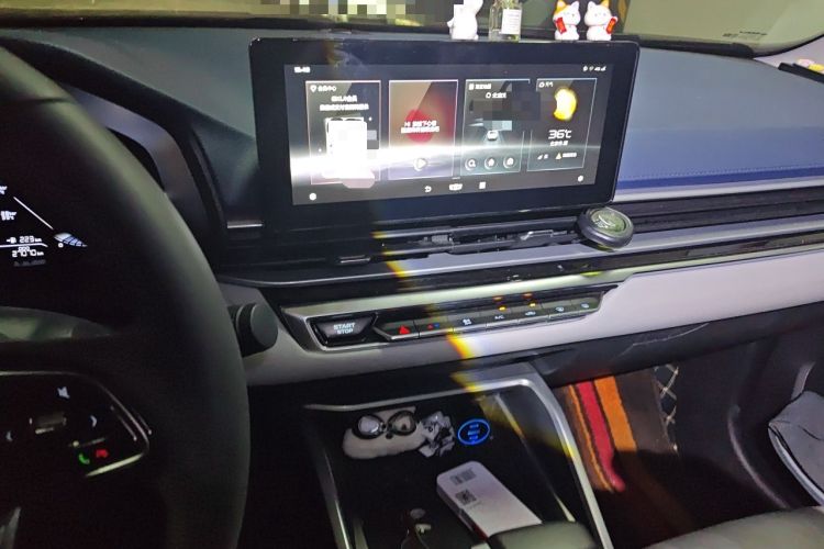 Used Geely Auto Emgrand 2022 4th Generation 1.5L CVT Flagship Model Audio And AC Panel