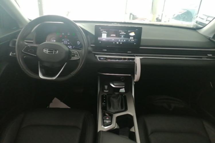 Used Geely Auto Emgrand 2022 4th Generation 1.5L CVT Luxury Model Center Console