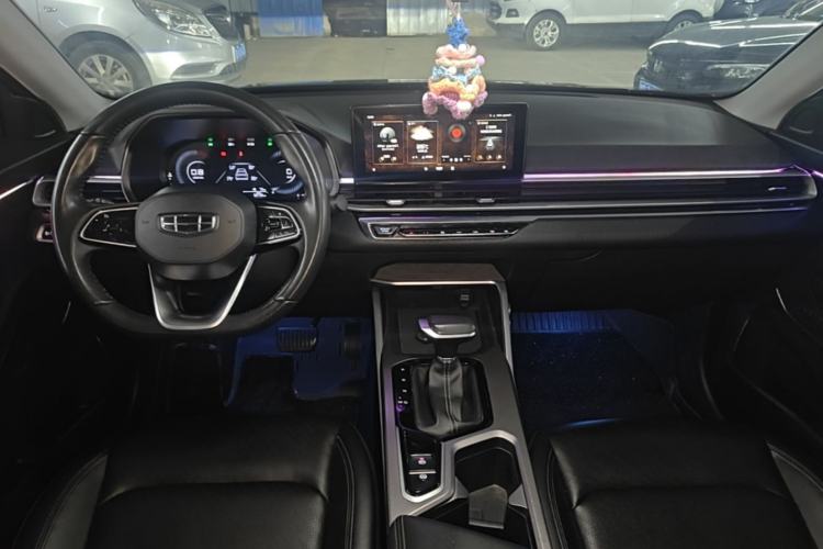 Used Geely Auto Emgrand 2022 4th Generation 1.5L CVT Luxury Model Center Console