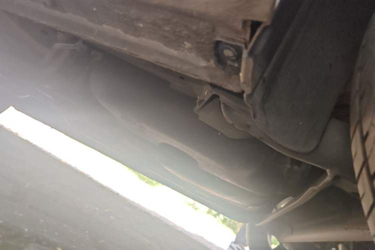 Used Geely Auto Emgrand 2022 4th Generation 1.5L CVT Luxury Model Chassis Rear Left