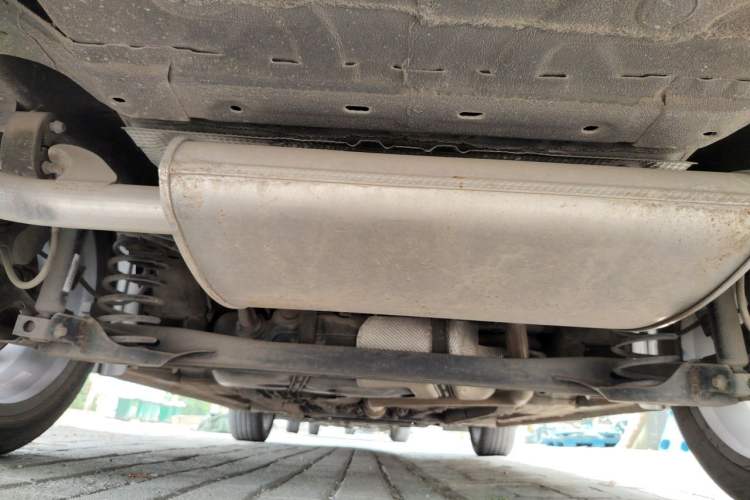 Used Geely Auto Emgrand 2022 4th Generation 1.5L CVT Flagship Model Chassis Rear