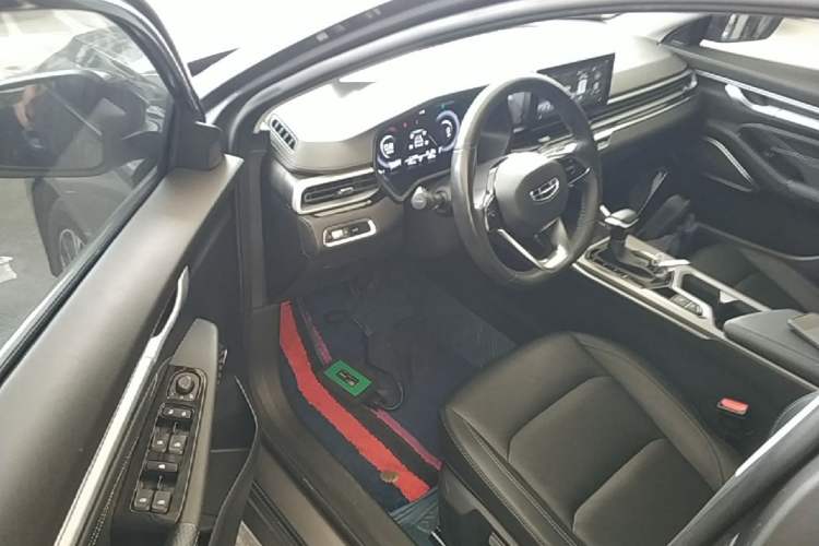 Used Geely Auto Emgrand 2022 4th Generation 1.5L CVT Luxury Model Driver Seat