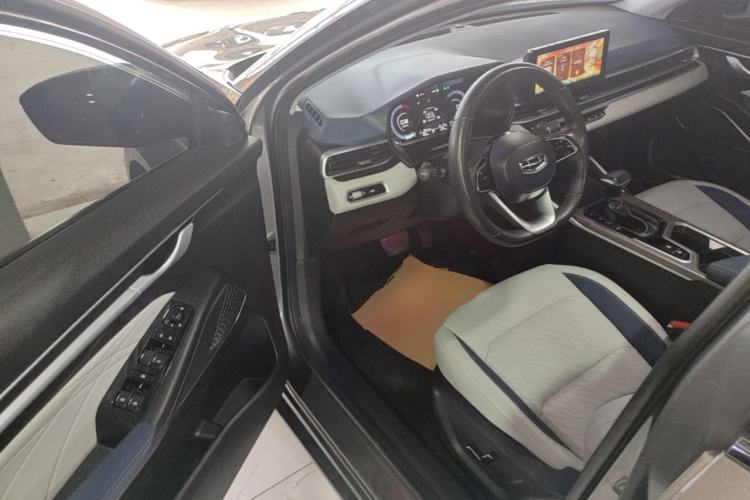 Used Geely Auto Emgrand 2022 4th Generation 1.5L CVT Flagship Model Driver Seat