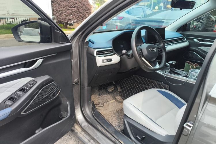 Used Geely Auto Emgrand 2022 4th Generation 1.5L CVT Flagship Model Driver Seat