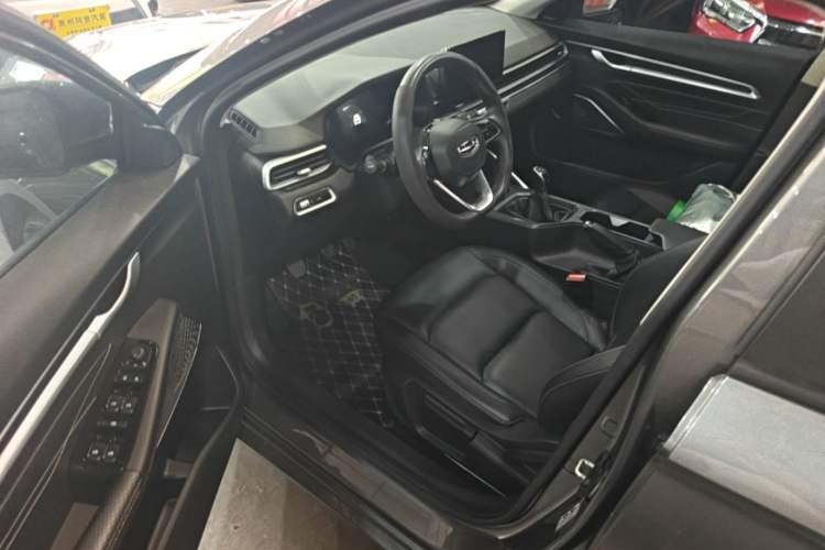 Used Geely Auto Emgrand 2022 4th Generation 1.5L Manual Elite Model Driver Seat