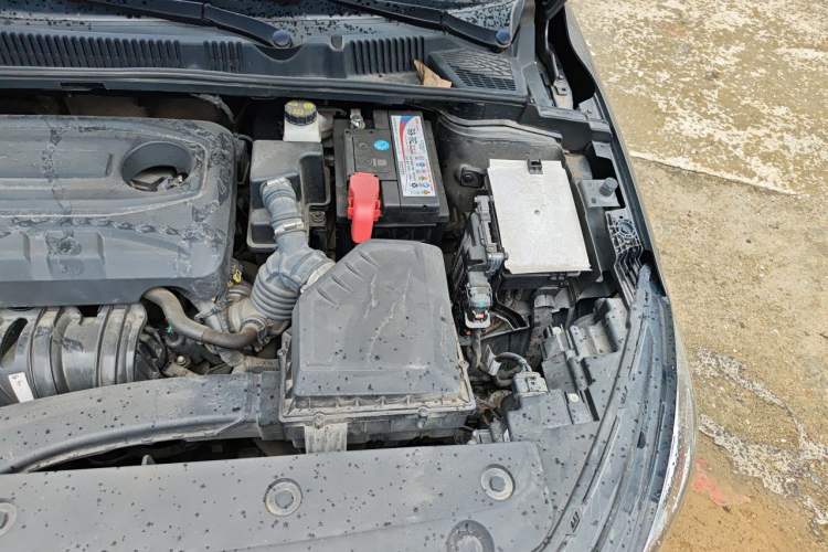 Used Geely Auto Emgrand 2022 4th Generation 1.5L CVT Luxury Model Engine Bay Left