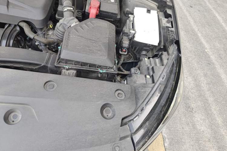 Used Geely Auto Emgrand 2022 4th Generation 1.5L CVT Luxury Model Engine Bay Left