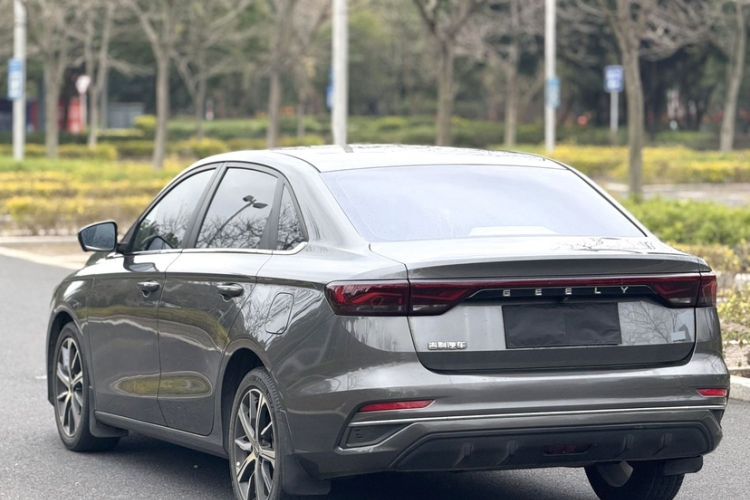 Used Geely Auto Emgrand 2022 4th Generation 1.5L CVT Luxury Model Exterior 11