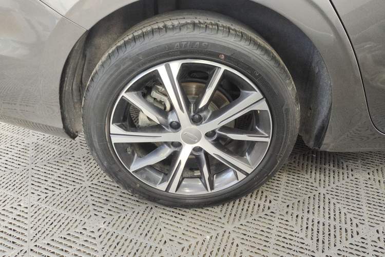 Used Geely Auto Emgrand 2022 4th Generation 1.5L CVT Luxury Model Exterior 5