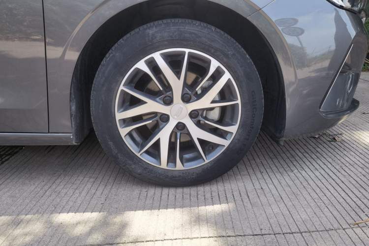 Used Geely Auto Emgrand 2022 4th Generation 1.5L Manual Elite Model Exterior 7