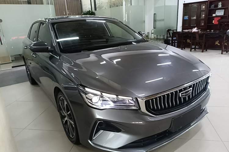Used Geely Auto Emgrand 2022 4th Generation 1.5L CVT Luxury Model Front Right 45 Deg