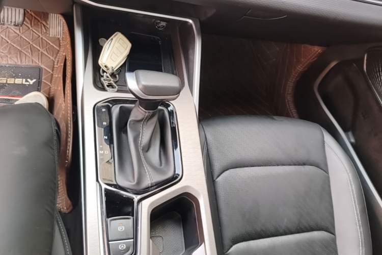 Used Geely Auto Emgrand 2022 4th Generation 1.5L CVT Luxury Model Gear Lever