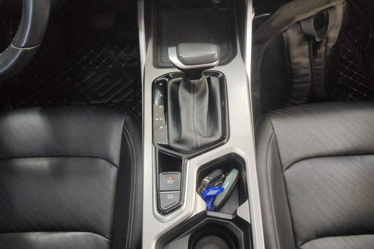 Used Geely Auto Emgrand 2022 4th Generation 1.5L CVT Luxury Model Gear Lever