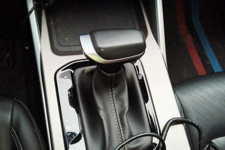 Used Geely Auto Emgrand 2022 4th Generation 1.5L CVT Luxury Model Gear Lever