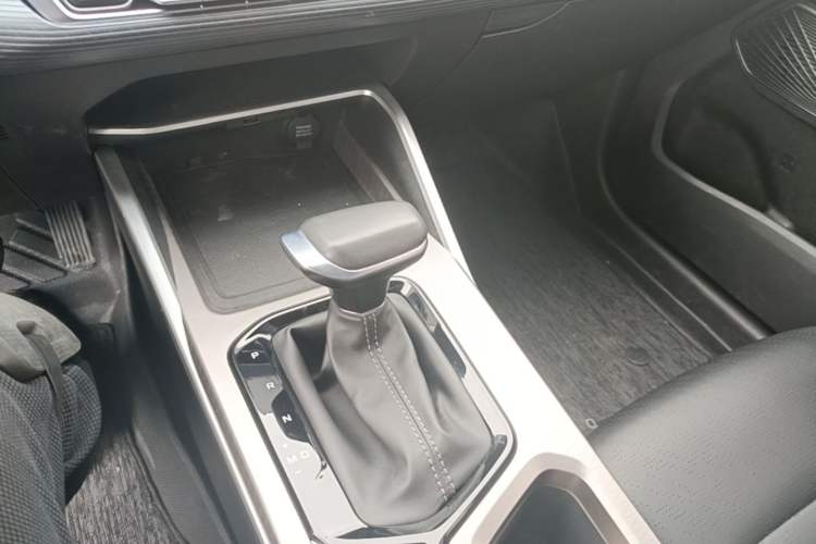 Used Geely Auto Emgrand 2022 4th Generation 1.5L CVT Asian Games Edition Gear Lever