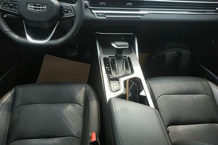 Used Geely Auto Emgrand 2022 4th Generation 1.5L CVT Luxury Model Gear Lever
