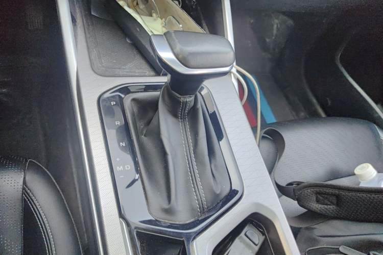 Used Geely Auto Emgrand 2022 4th Generation 1.5L CVT Luxury Model Gear Lever